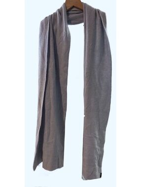 Athleta Unisex Light Blue Cashmere Scarf
